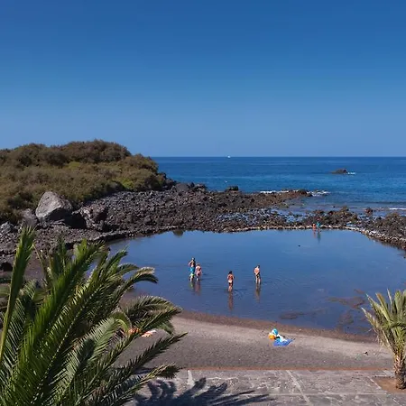 Charco Del Conde Апартаменты